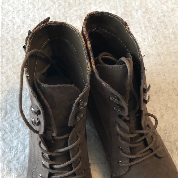 Booties - Picture 2 of 5